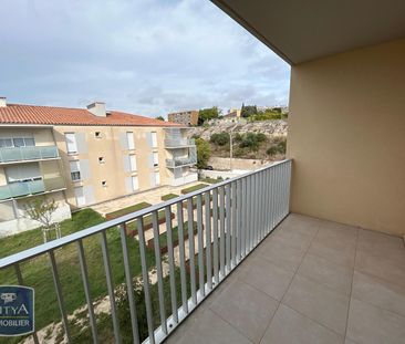 Location Appartement 2 pièces 38m² PORT DE BOUC 13110 - Photo 2