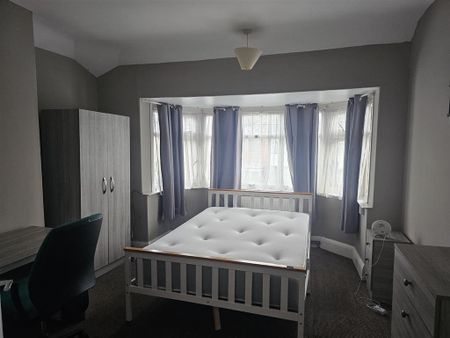 8 bedroom house share to rent - Photo 5