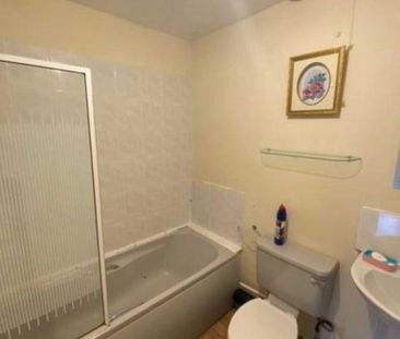 2 bedroom flat to rent - Photo 6