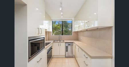 North- East Corner Retreat with tranquil outlook - Photo 4