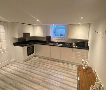 1 Bed Flat, Springbank Street, AB11 - Photo 2