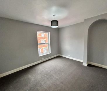 2 bedroom property to rent - Photo 3