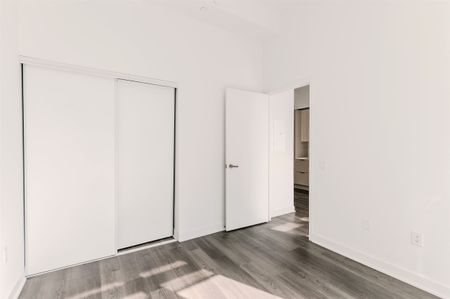 For Lease - 3900 Confederation Parkway Unit# 2404, Mississauga, Ontario - Photo 5