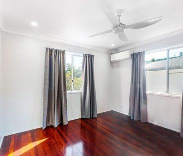 Seeking convenience? - Photo 6