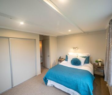 1b Hawtrey Terrace, Johnsonville - Photo 3