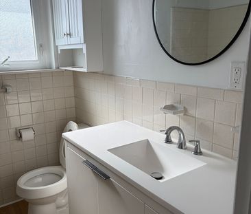 For Lease - 7 Limevale Crescent, Toronto, Ontario - Photo 6