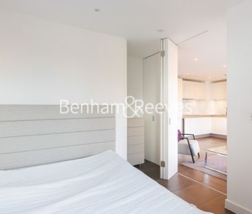 3 Bedroom flat to rent in City Road, Shoreditch, EC1V - Photo 3