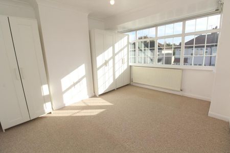 3 bedroom end of terrace house to rent - Photo 5