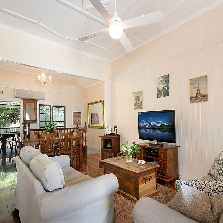 27 Armentieres St, Kedron QLD 4031 - House For Rent | Domain - Photo 1