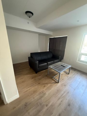 For Lease - 275 Larch Street Unit# B - 112, Waterloo, Ontario - Photo 2