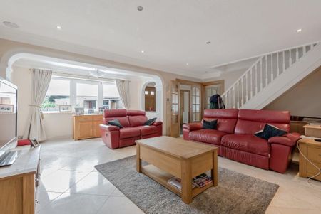 5 bedroom house to rent - Photo 3