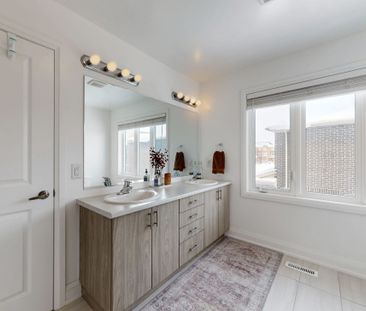 For Lease - 24 Lally Terrace, Barrie, Ontario - Photo 6