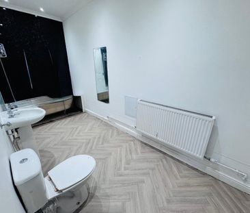 Cwmamman Road, Ammanford, SA18 - Photo 1