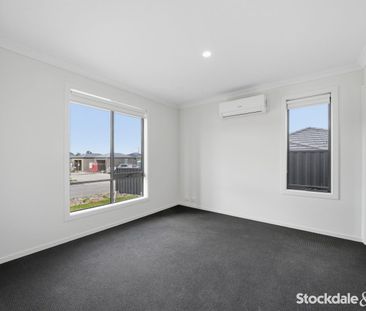 Brand New Easy Living! - Photo 5