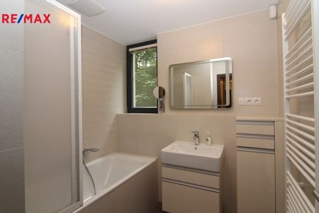 Pronájem bytu 2+kk v osobním vlastnictví 63 m², Praha 8 - Libeň - Fotografie 3
