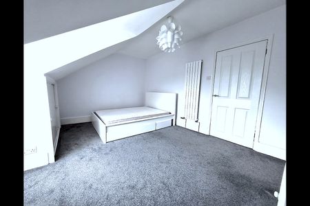 1 Bed Flat, Grosvenor Road, W4 - Photo 5