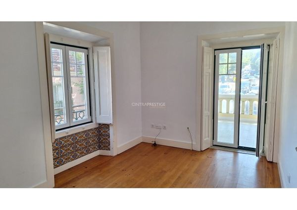 Apartamento T3+1 em Lisboa