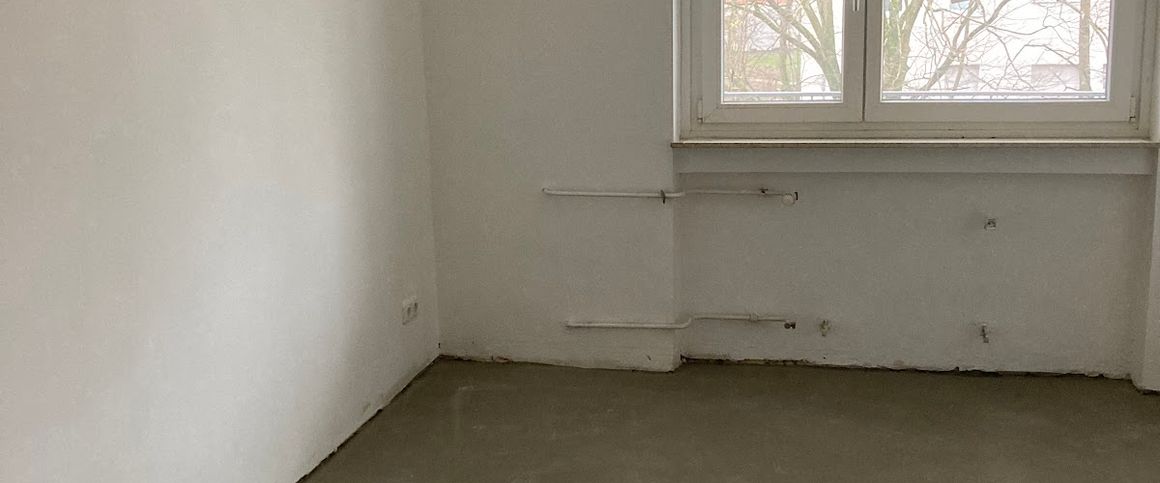 Gepflegte Wohnung mit gemütlichem Balkon für die Sonnentage im Jahr! - Photo 1