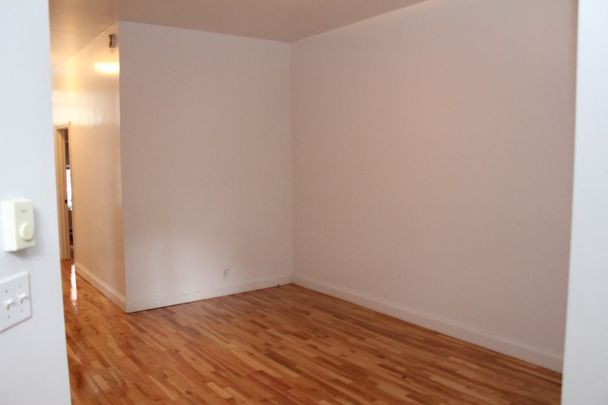 3427 Rue de Bullion apartment — Montréal, QC (4-Bedroom) - 4 Bedroom - Photo 1