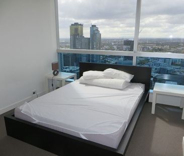 Be Impressed with This Dazzling 40th-Floor CBD Pad 2 Bedrooms | 1 B... - Photo 3