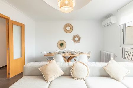 Calle del General Prim, Valencia, Valencian Community 46005 - Photo 2