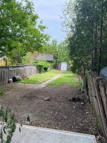 For Lease - 396 Macnab Street, Hamilton, Ontario - Photo 4