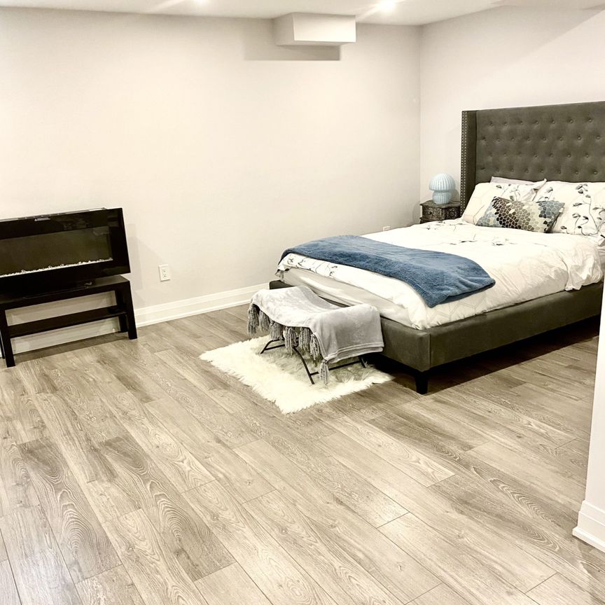 For Lease - 1 Lady Loretta Lane, Vaughan, Ontario - Photo 1