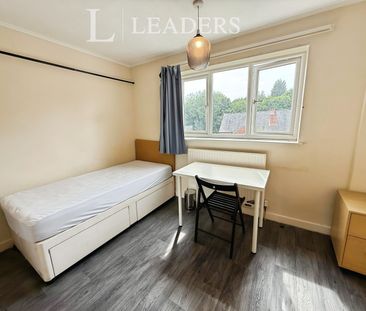 property to rent Albert Road, Beeston, Nottingham, NG9 - Photo 4