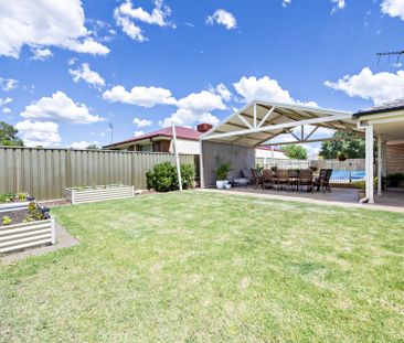 Renovated Four Bedroom Home with Pool - Photo 3