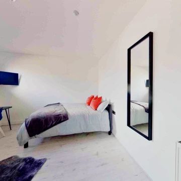 6 Beds 0 Baths - Photo 1