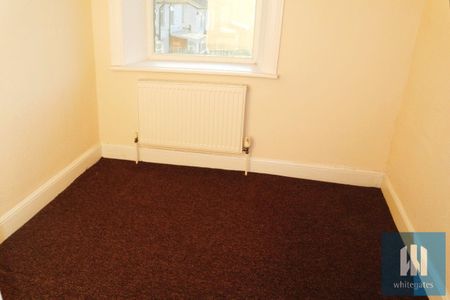 Prince Royd, Halifax Road, Birchencliffe, Huddersfield, HD3 - Photo 5