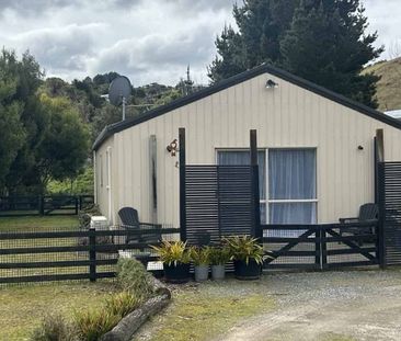 Cottage Charm in Acacia Bay - Photo 2