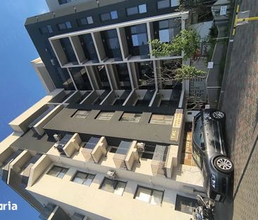 Inchiriez apartament cu trei camere/doua bai - Photo 6