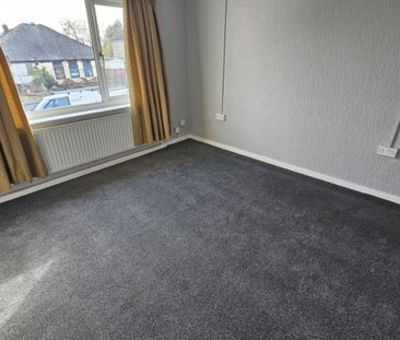 2 bed Apartment - To Let - Photo 5