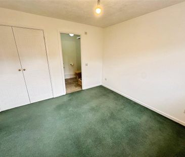 3 bedroom terraced house to rent - Photo 6