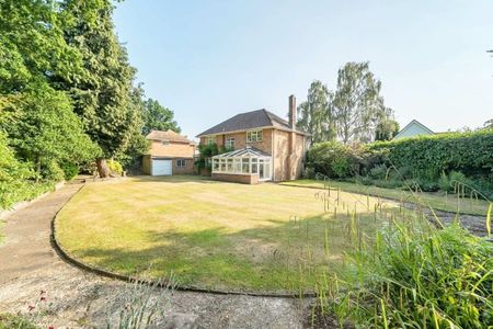 4 bedroom detached house to rent - Photo 5