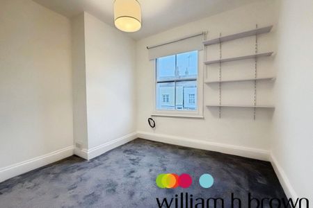 East Hill, Colchester - Photo 4