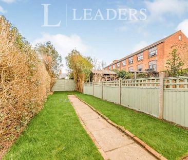 2 bedroom terraced house to rent - Photo 2