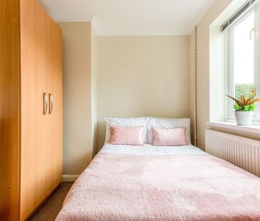 6 Bed Terraced House, The Crescent, BN2 - Photo 6