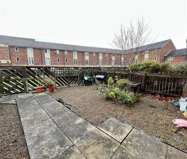 Hartford Court, Heaton, NE6 - Photo 3