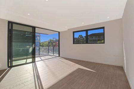 Modern Two-Bedroom Apartment with Spacious Balcony in Lane Cove - Photo 5