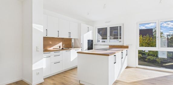 Offen-gestaltete 2-Zimmer-Wohnung mit Eckbalkon in Leitershofen - Photo 2