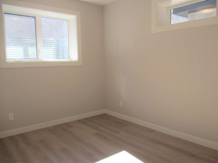 Executive 3bed 3bath Duplex; Mezzo – Available November 1st - Photo 4