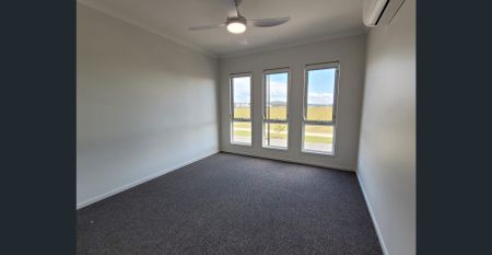 Brand New 2 bedroom home, Awaiting for you to call it home! - Photo 4