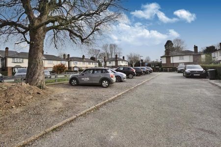 3 bedroom maisonette to rent - Photo 4