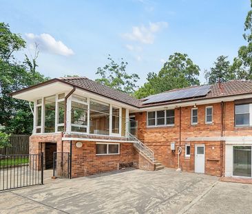 Sun Drenched Home With Modern & Spacious Interiors - Photo 5