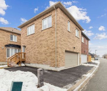 For Lease - 526 White's Hill Avenue Unit# B, Markham, Ontario - Photo 3