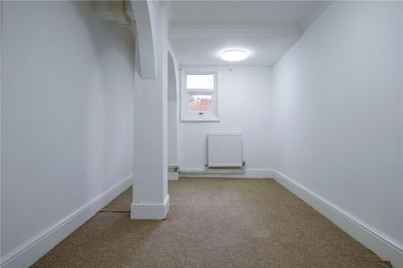 Milman Road, Reading, Berkshire, RG2 - Photo 2