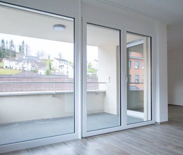 Lichtdurchflutete 2.5-Zi. Wohnung im 1. OG - Photo 3
