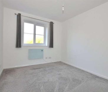 Wordsworth Mead, Redhill, Surrey, RH1 - Photo 5